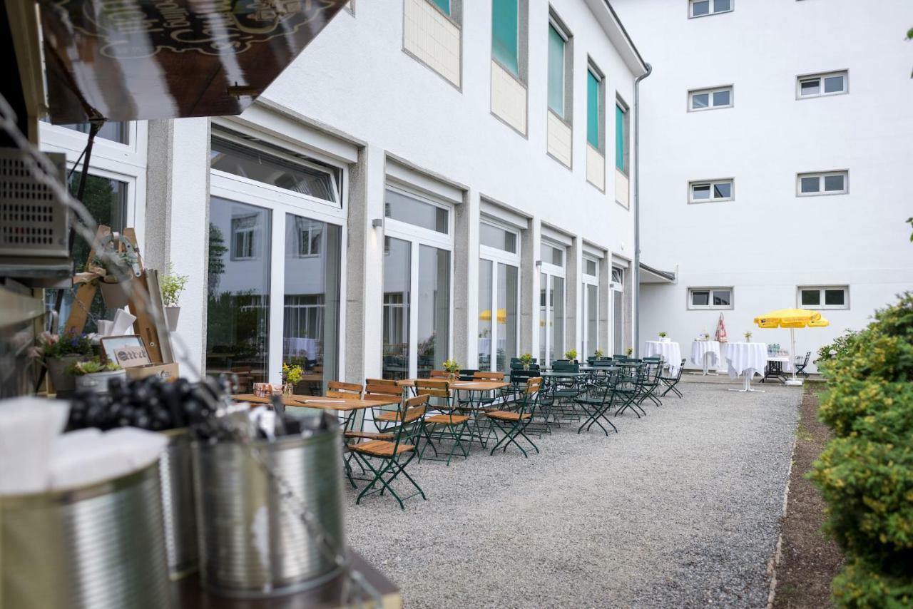 Campus Horn Hotel Екстериор снимка