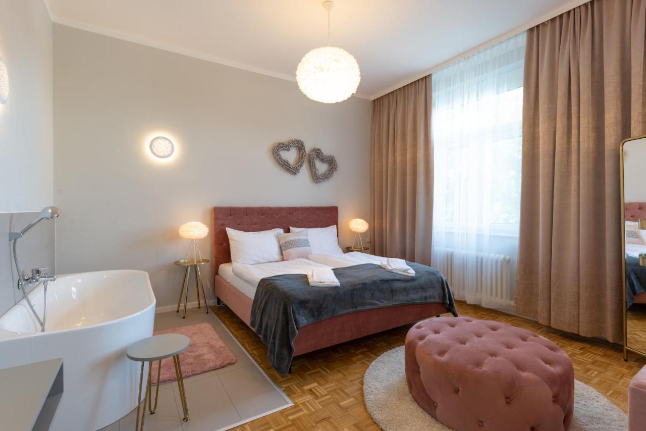 Campus Horn Hotel Екстериор снимка
